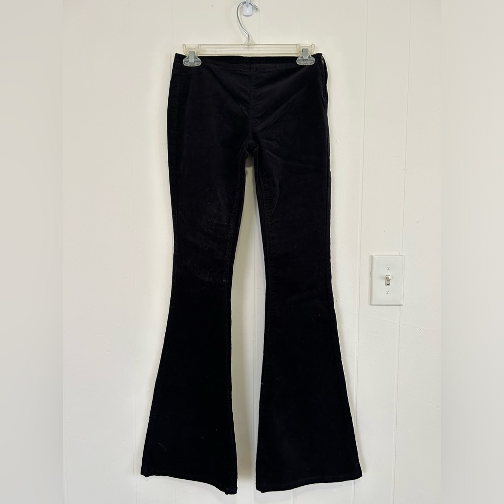 NEVER WORN Low Rise Corduroy Flare Pants